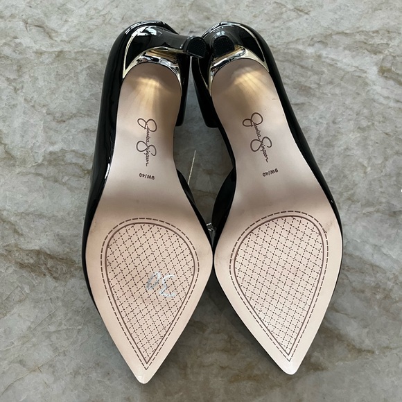 Jessica Simpson - NWT - Pointed Black & Gold Trim Heels (Sizes: 9W & 10W) - Picture 2 of 8